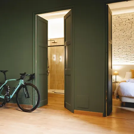 Apartman Bravissimo Estudi Verd, In The Historic Centre Girona