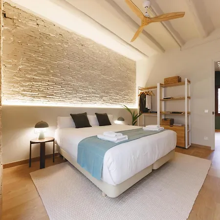 Bravissimo Estudi Verd, In The Historic Centre