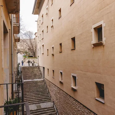 Apartman Bravissimo Estudi Verd, In The Historic Centre Girona