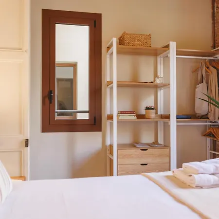 Apartman Bravissimo Estudi Verd, In The Historic Centre Girona